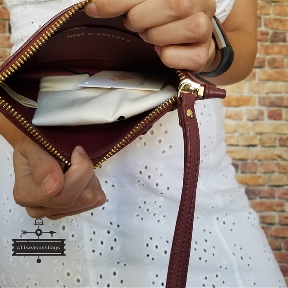 Kate Spade on purpose floral mini leather wristlet - Picture 5 of 6